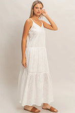 Load image into Gallery viewer, Eyelet Maxi Dress