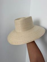 Load image into Gallery viewer, Palma Bucket Hat