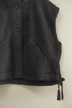 Load image into Gallery viewer, Sherpa Vest