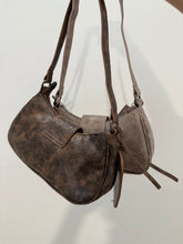 Load image into Gallery viewer, Buckle Bag