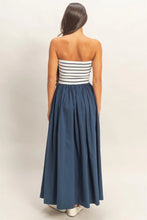 Load image into Gallery viewer, Stripe Midi Dress