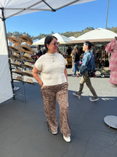 Load image into Gallery viewer, Off Duty Track Pants